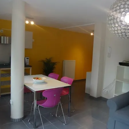 Appartement Rez Terrasse Et Jardin Huy Exterior foto